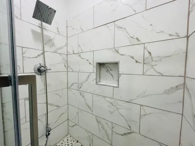 $199,500 | 657 North Holmes Street, Memphis, TN 38122