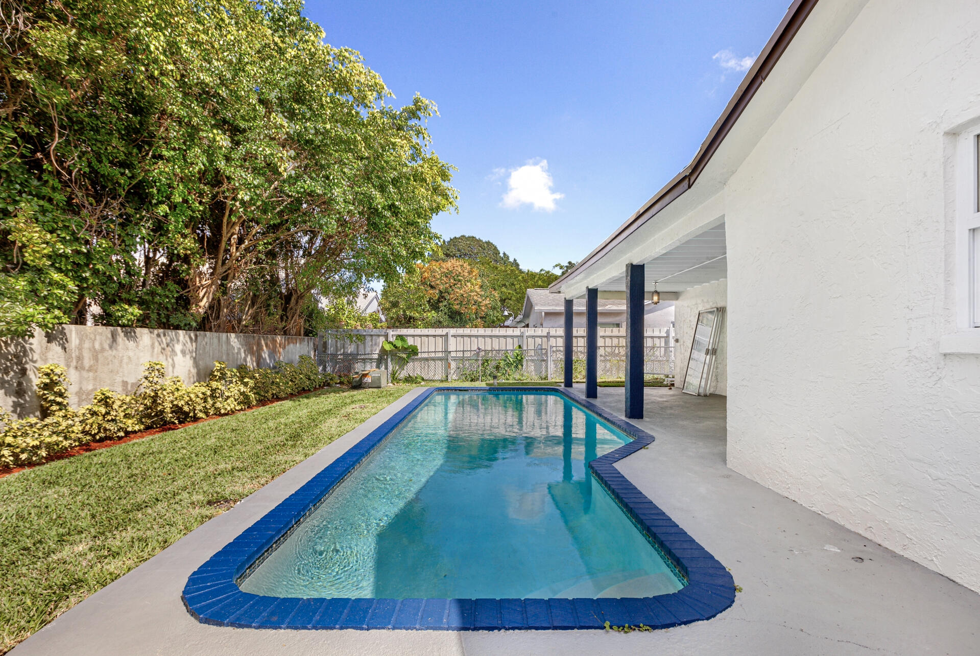 22848 Southwest 54th Way Boca Raton, FL 33433 - Photo 18 of 20 IMG_6803