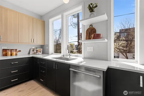 $1,040,000 | 2218 A NW 62nd Street, Seattle, WA 98107