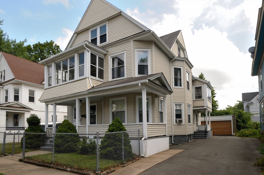 17 Beaumont Terrace Springfield, MA 01108 - Photo 1 of 40 Gallery Image 1