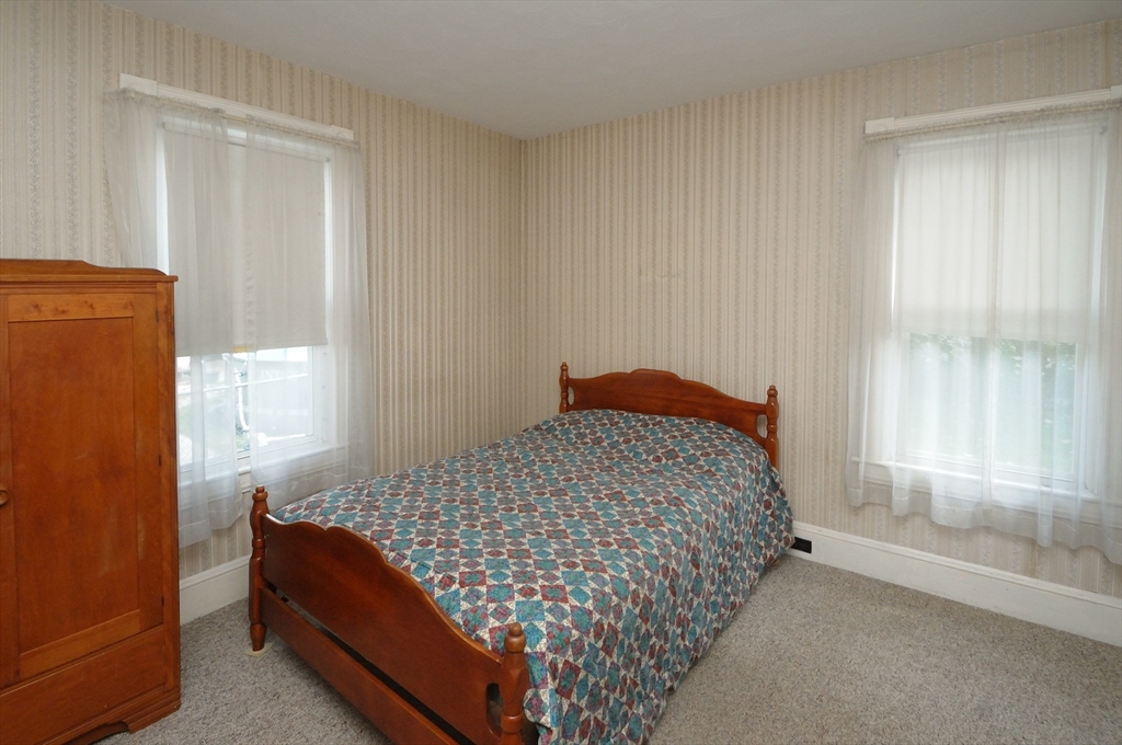 17 Beaumont Terrace Springfield, MA 01108 - Photo 12 of 40 Gallery Image 12