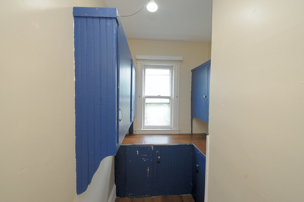 17 Beaumont Terrace Springfield, MA 01108 - Photo 16 of 40 Gallery Image 16