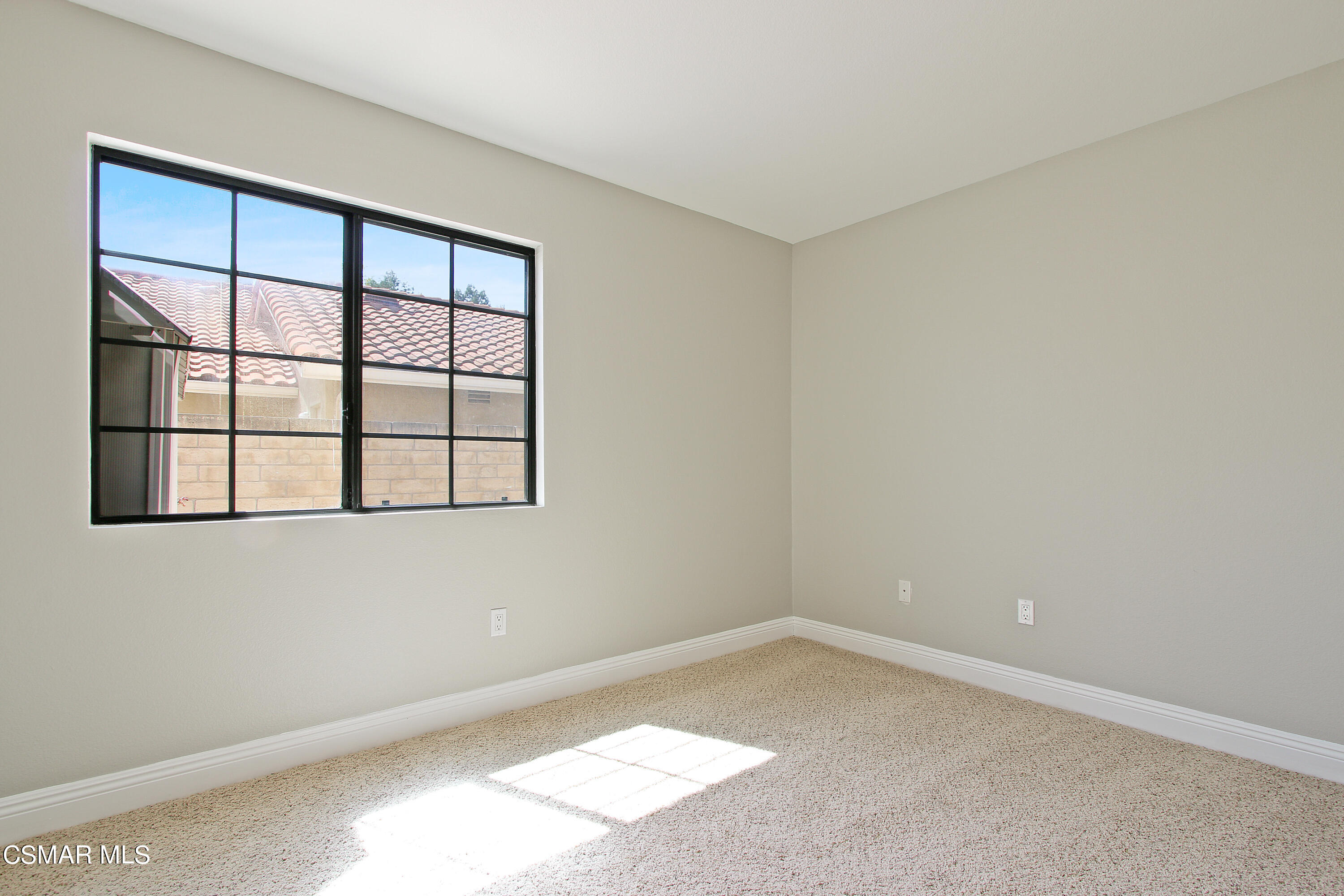 2624 Lemon Drive Simi Valley, CA 93063 - Photo 13 of 22 a view of an empty room with a window