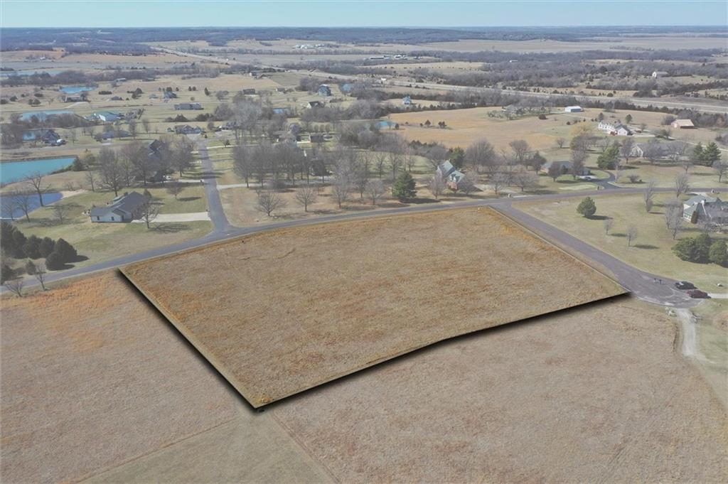 2403 Southwest Meadow Lake Road Ottawa, KS 66067 - Photo 16 of 19