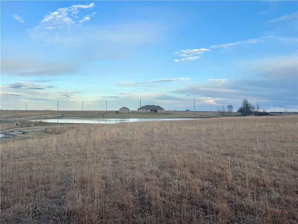 2403 Southwest Meadow Lake Road Ottawa, KS 66067 - Photo 2 of 19
