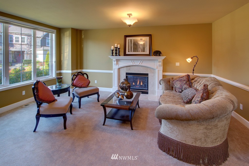 24260 Southeast 47th Place Issaquah, WA 98029 - Photo 3 of 15