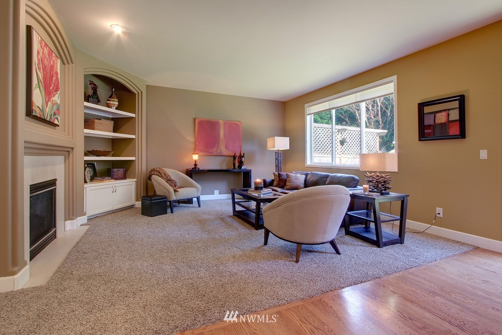 24260 Southeast 47th Place Issaquah, WA 98029 - Photo 7 of 15