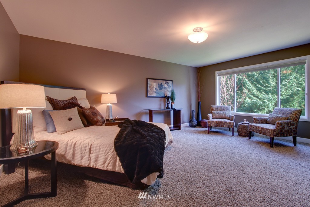 24260 Southeast 47th Place Issaquah, WA 98029 - Photo 10 of 15