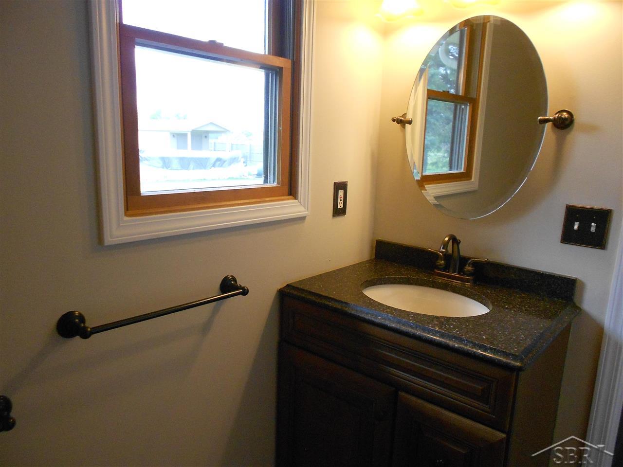 5881 Garfield Road Freeland, MI 48623 - Photo 19 of 31 50041191-18.JPG