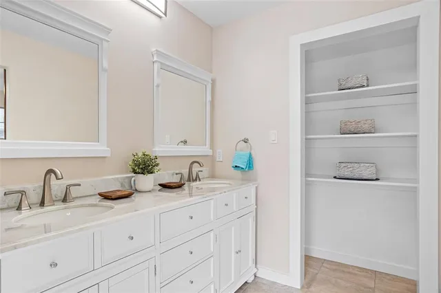 $2,600 | 8735 South Monticello Circle, Unit 6, Granbury, TX 76049