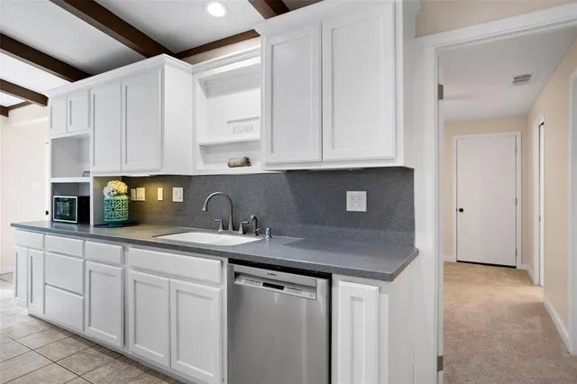 $2,600 | 8735 South Monticello Circle, Unit 6, Granbury, TX 76049