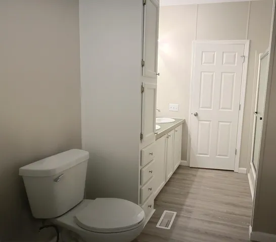 $219,900 | 2114 Cedar Avenue, Salem, IL 62881