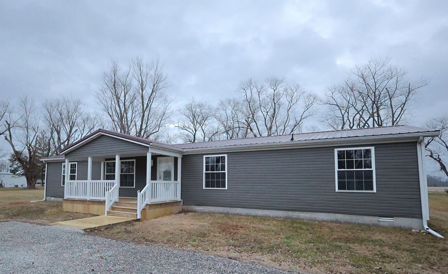 2114 Cedar Avenue Salem, IL 62881 - Photo 2 of 25