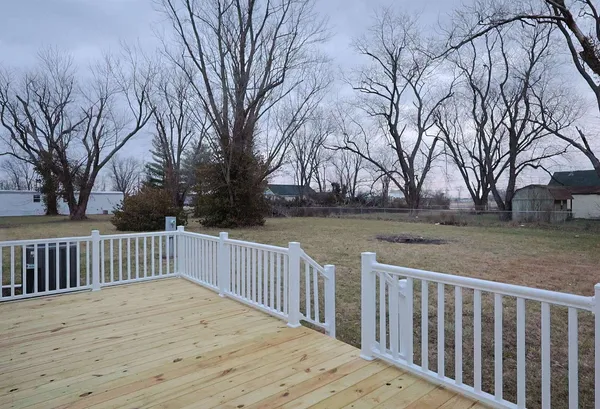 $208,900 | 2114 Cedar Avenue, Salem, IL 62881