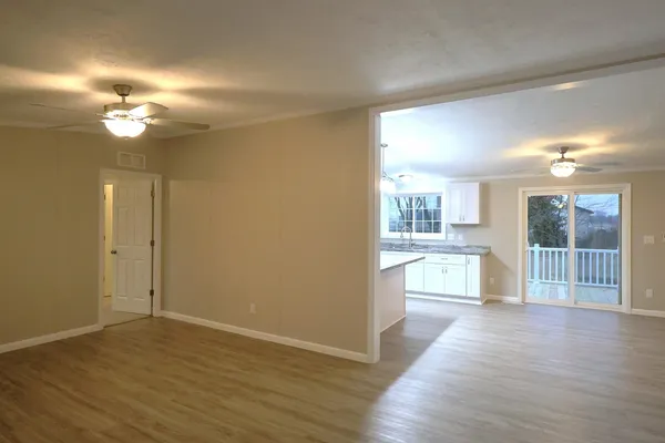 $208,900 | 2114 Cedar Avenue, Salem, IL 62881