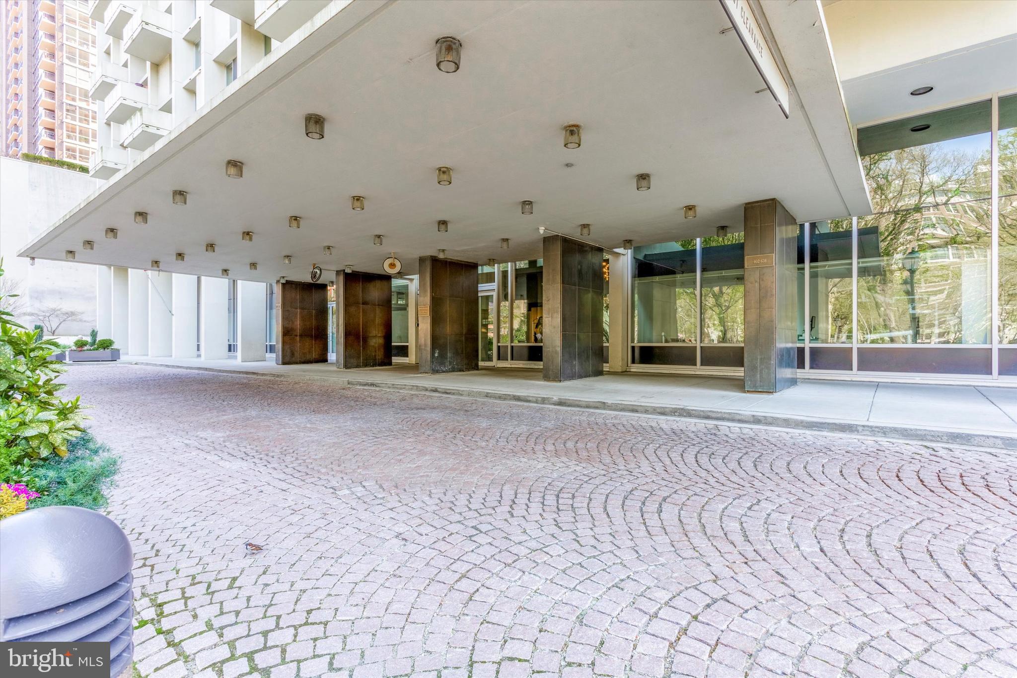 604 South Washington Sq Unit 1113  