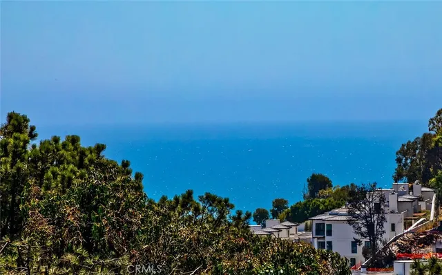 $2,850,000 | 17047 Bollinger Drive, Pacific Palisades, CA 90272
