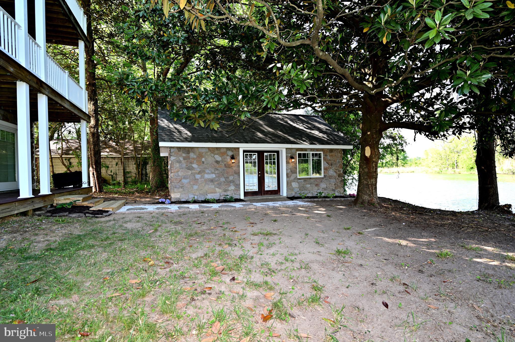 37406 River Springs Road Avenue, MD 20609 - Photo 21 of 83 Extra building and water view.