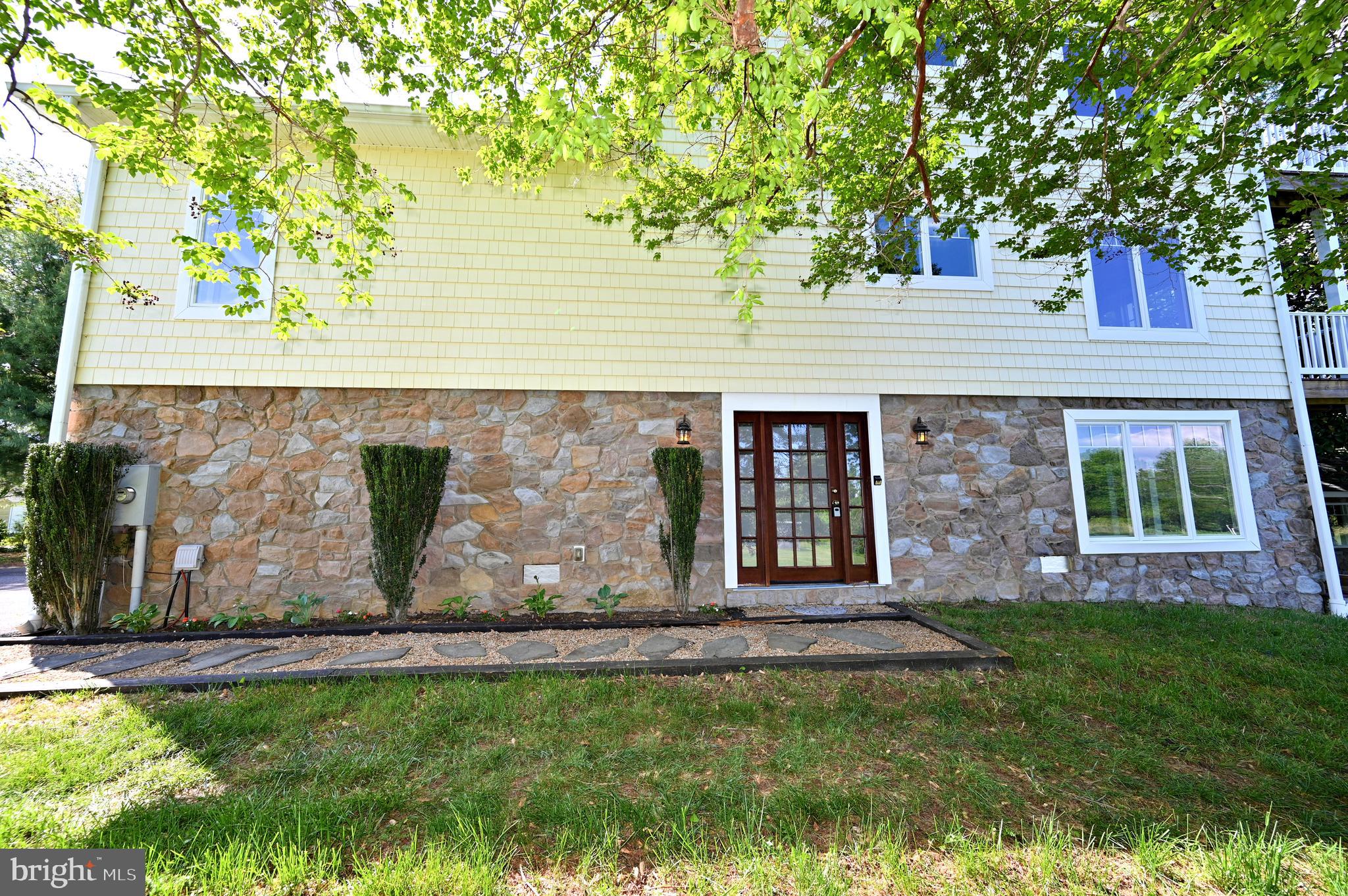 37406 River Springs Road Avenue, MD 20609 - Photo 5 of 83 House entrance