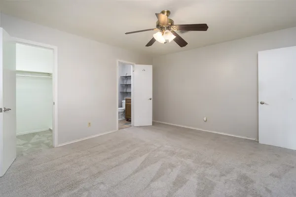 $2,000 | 2119 Williamsburg Court South, League City, TX 77573