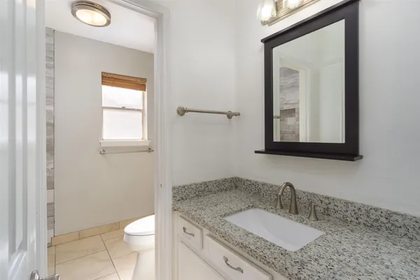 $2,000 | 2119 Williamsburg Court South, League City, TX 77573