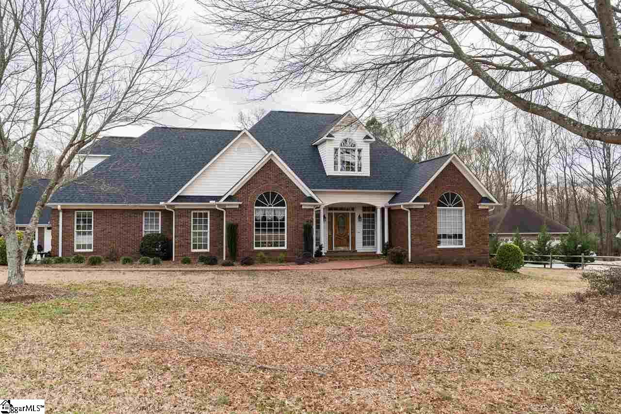 211 Farm Lake Road Boiling Springs, SC 29316 - Photo 1 of 36 Gallery Image 1