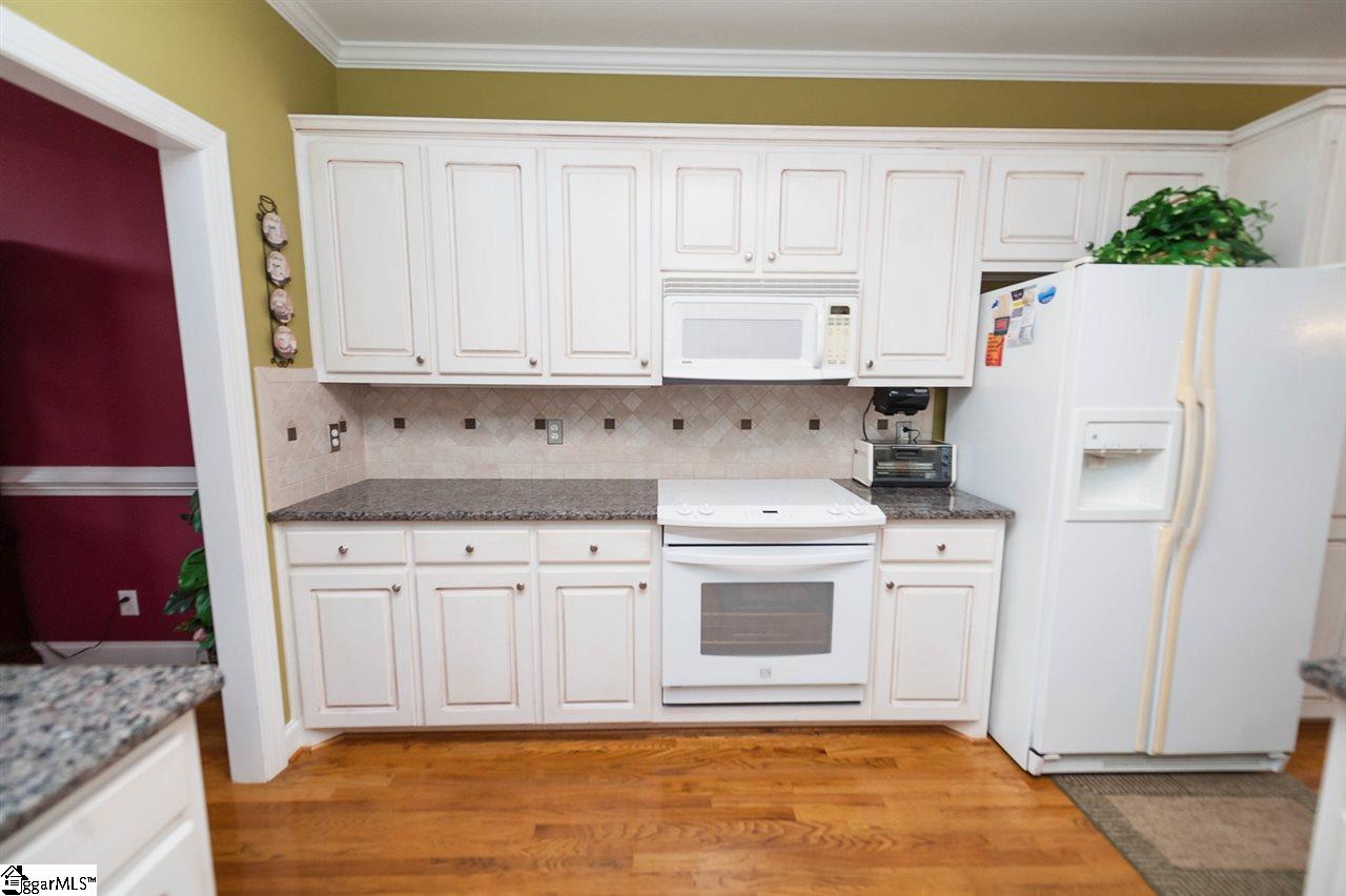 211 Farm Lake Road Boiling Springs, SC 29316 - Photo 12 of 36 Gallery Image 12