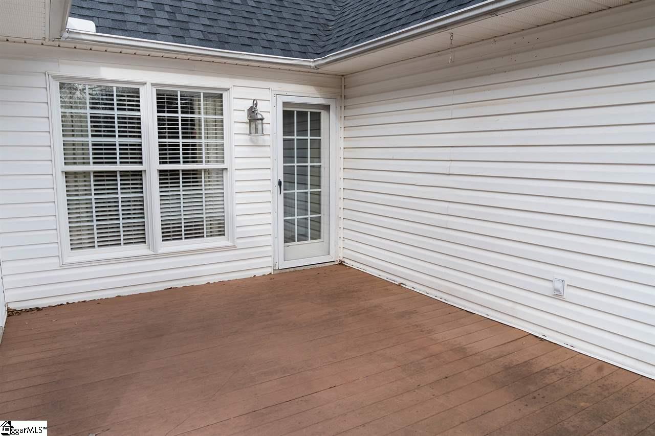 211 Farm Lake Road Boiling Springs, SC 29316 - Photo 34 of 36 Gallery Image 34