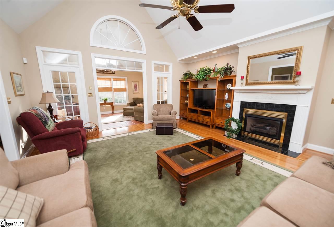 211 Farm Lake Road Boiling Springs, SC 29316 - Photo 5 of 36 Gallery Image 5