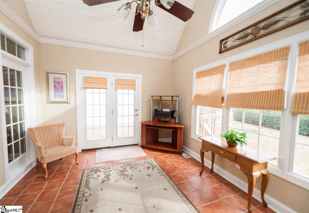 211 Farm Lake Road Boiling Springs, SC 29316 - Photo 10 of 36 Gallery Image 10
