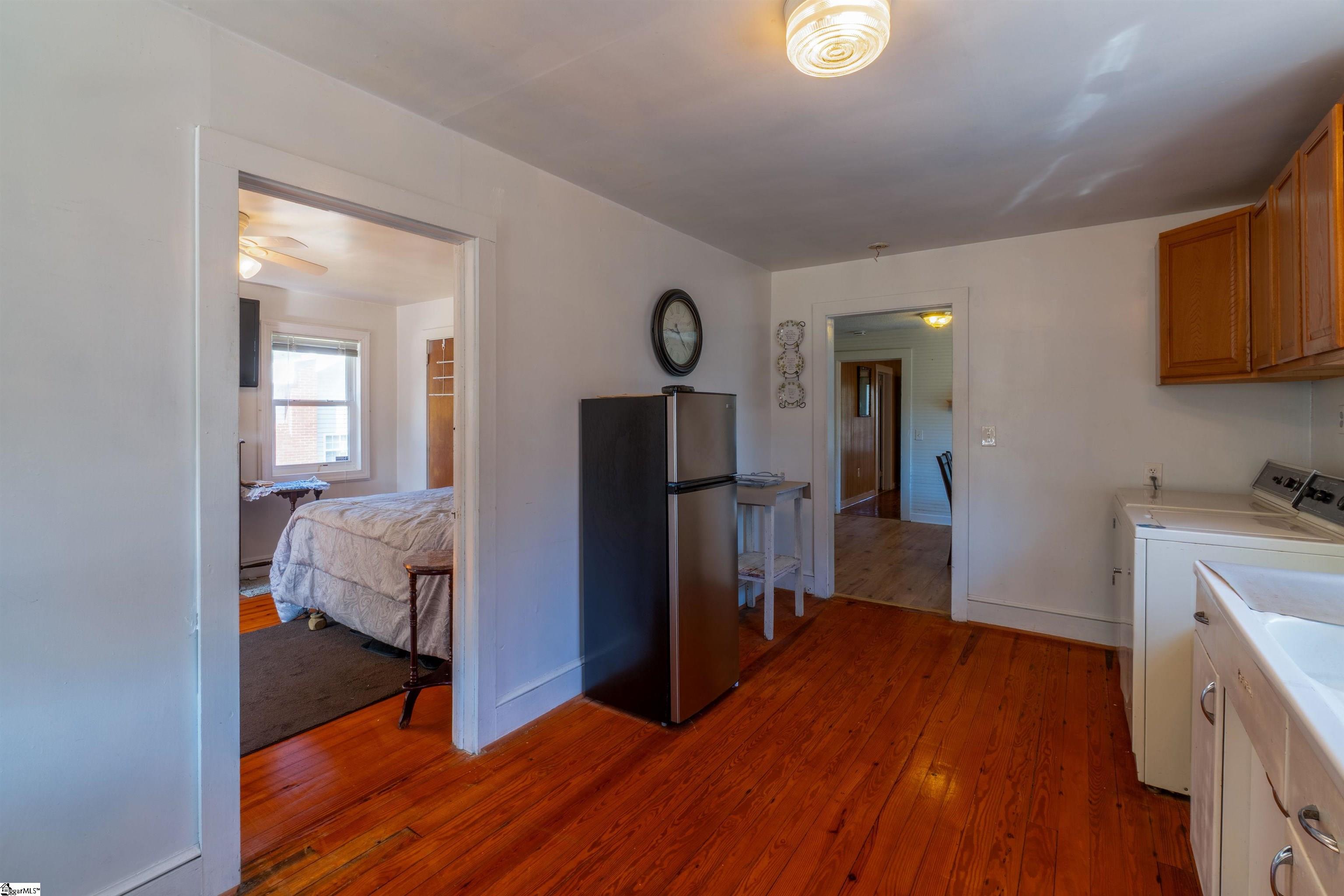 301 Lee Street Pickens, SC 29671 - Photo 12 of 30