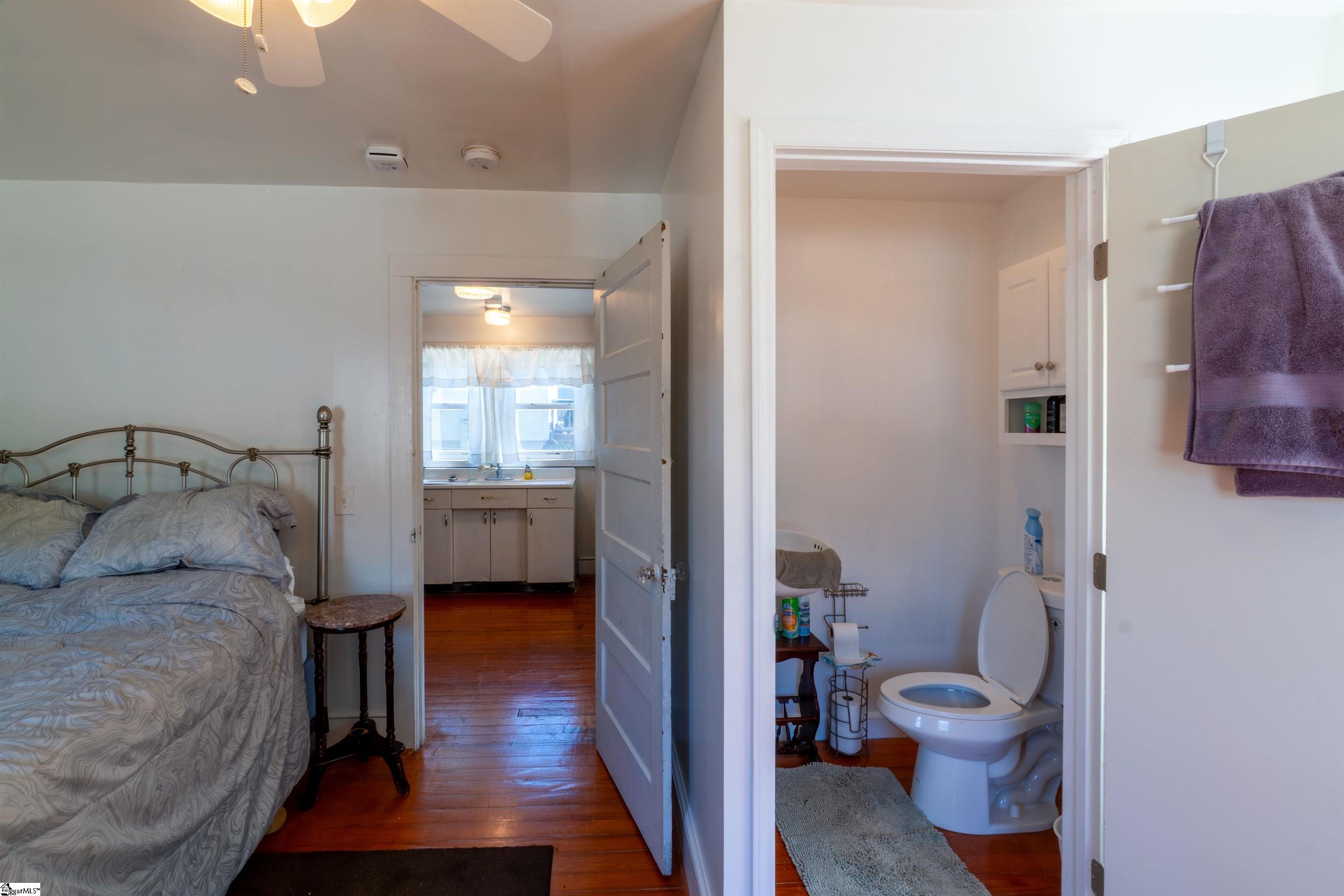 301 Lee Street Pickens, SC 29671 - Photo 16 of 30