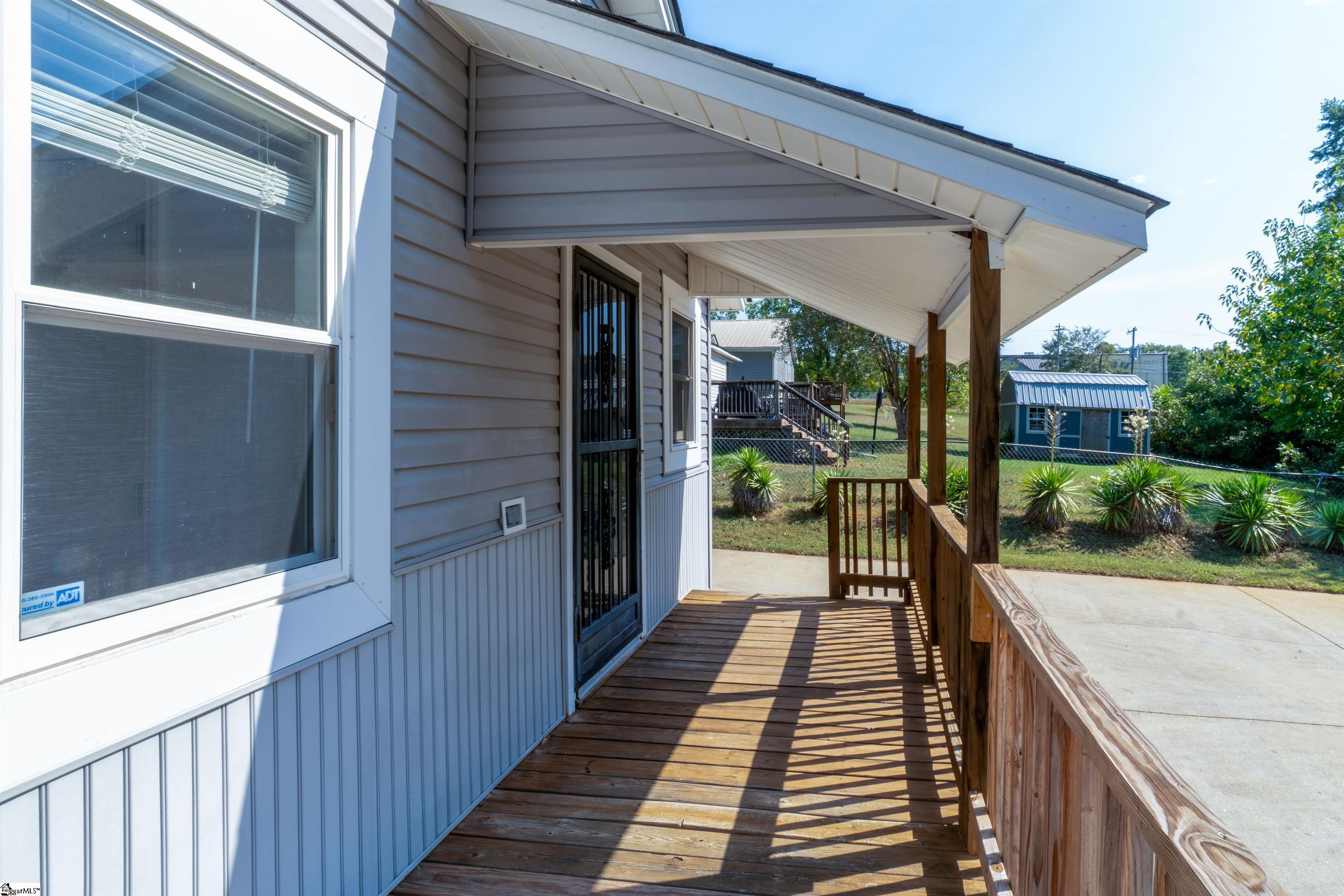 301 Lee Street Pickens, SC 29671 - Photo 22 of 30