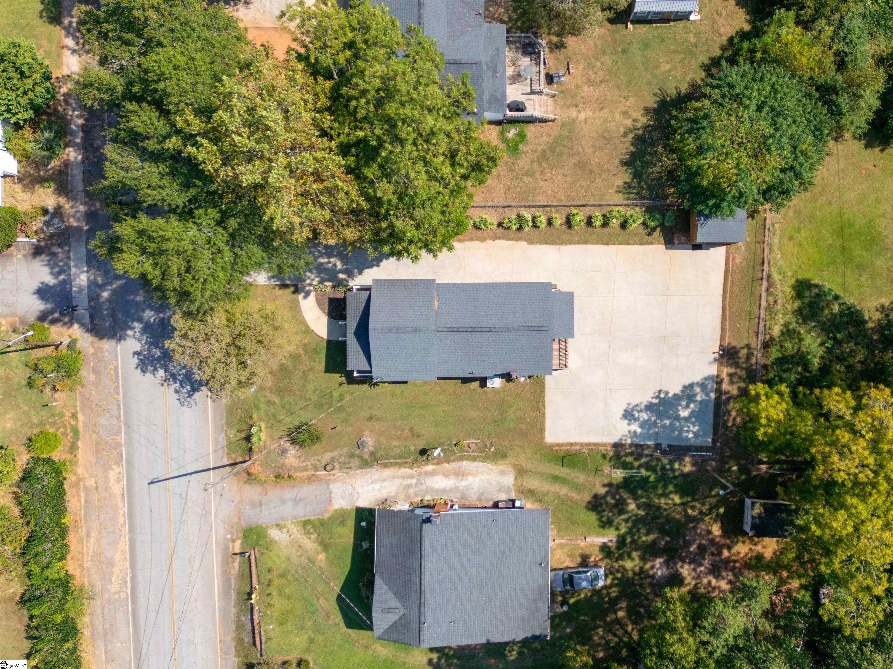 301 Lee Street Pickens, SC 29671 - Photo 28 of 30