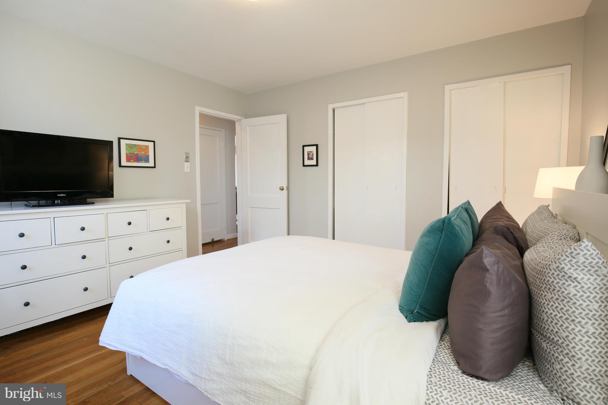 9608 Merwood Lane Silver Spring, MD 20901 - Photo 19 of 30 Bath (Master)