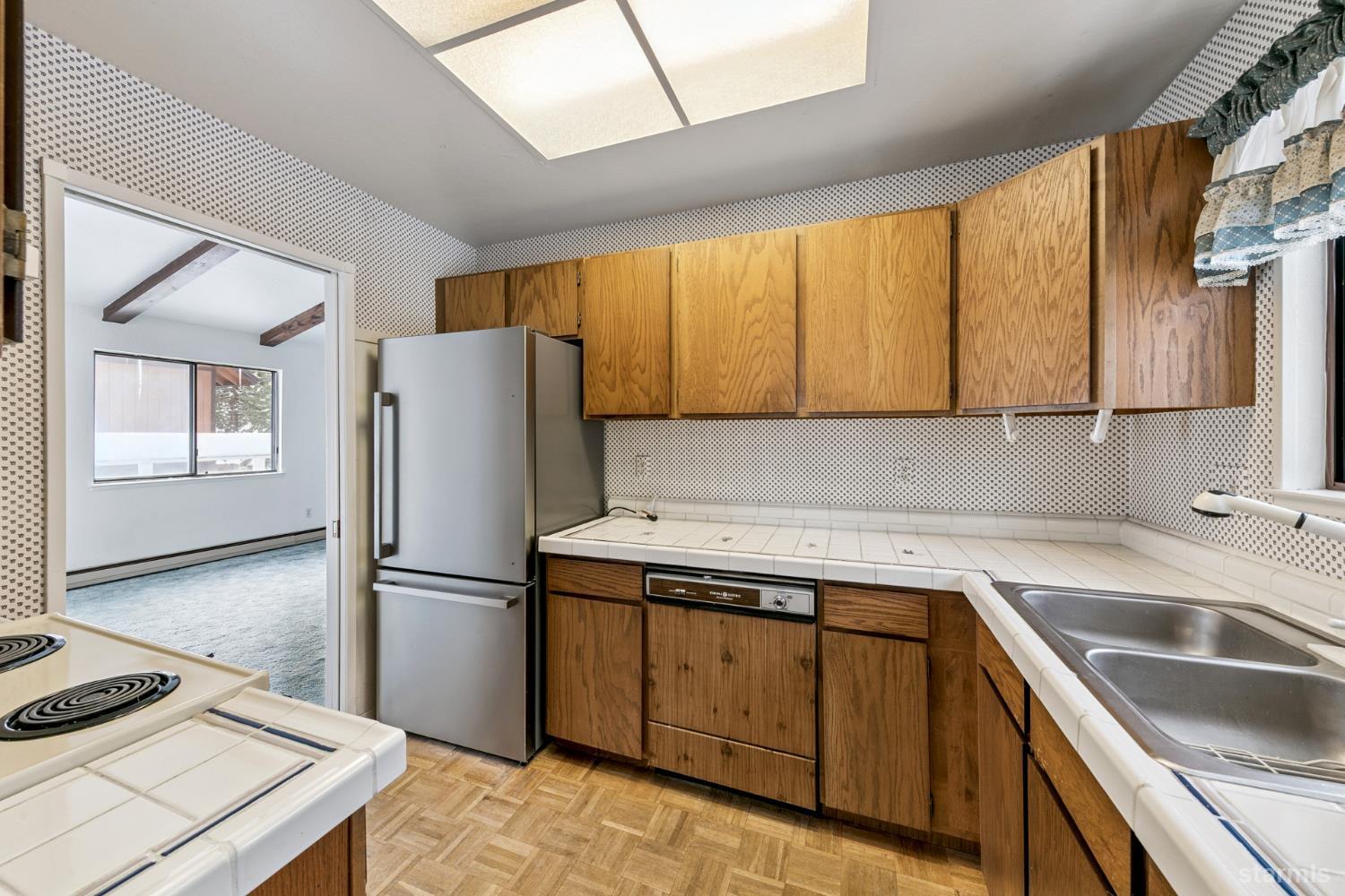 1444 Pebble Beach Road South Lake Tahoe, CA 96150 - Photo 5 of 24