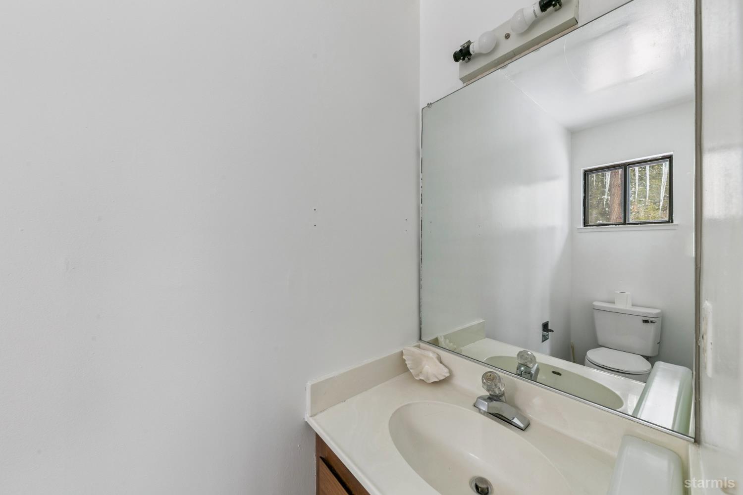 1444 Pebble Beach Road South Lake Tahoe, CA 96150 - Photo 8 of 24