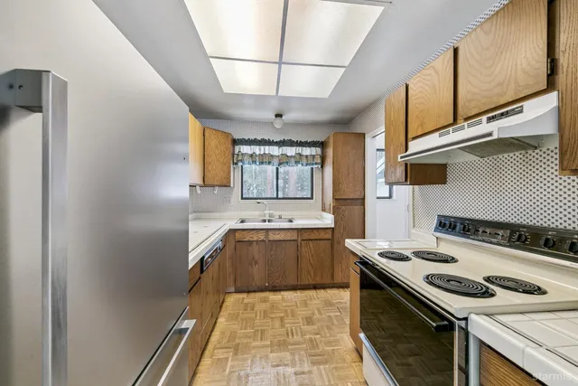 $625,000 | 1444 Pebble Beach Road, South Lake Tahoe, CA 96150