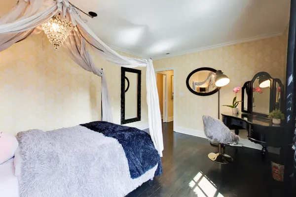 $1,895,000 | 91 Abbotsford Road, Winnetka, IL 60093