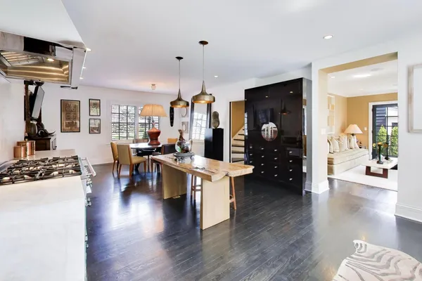 $1,895,000 | 91 Abbotsford Road, Winnetka, IL 60093