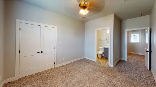 $2,400 | 203 Brentwood Drive East, Unit 61, College Station, TX 77840
