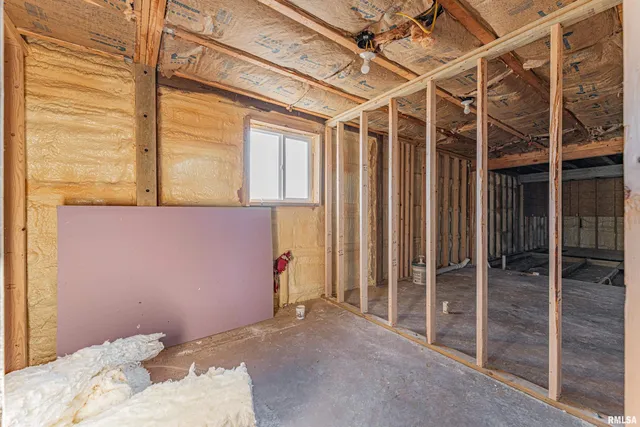 $249,000 | 1247 480th Street, Mount Pulaski, IL 62548