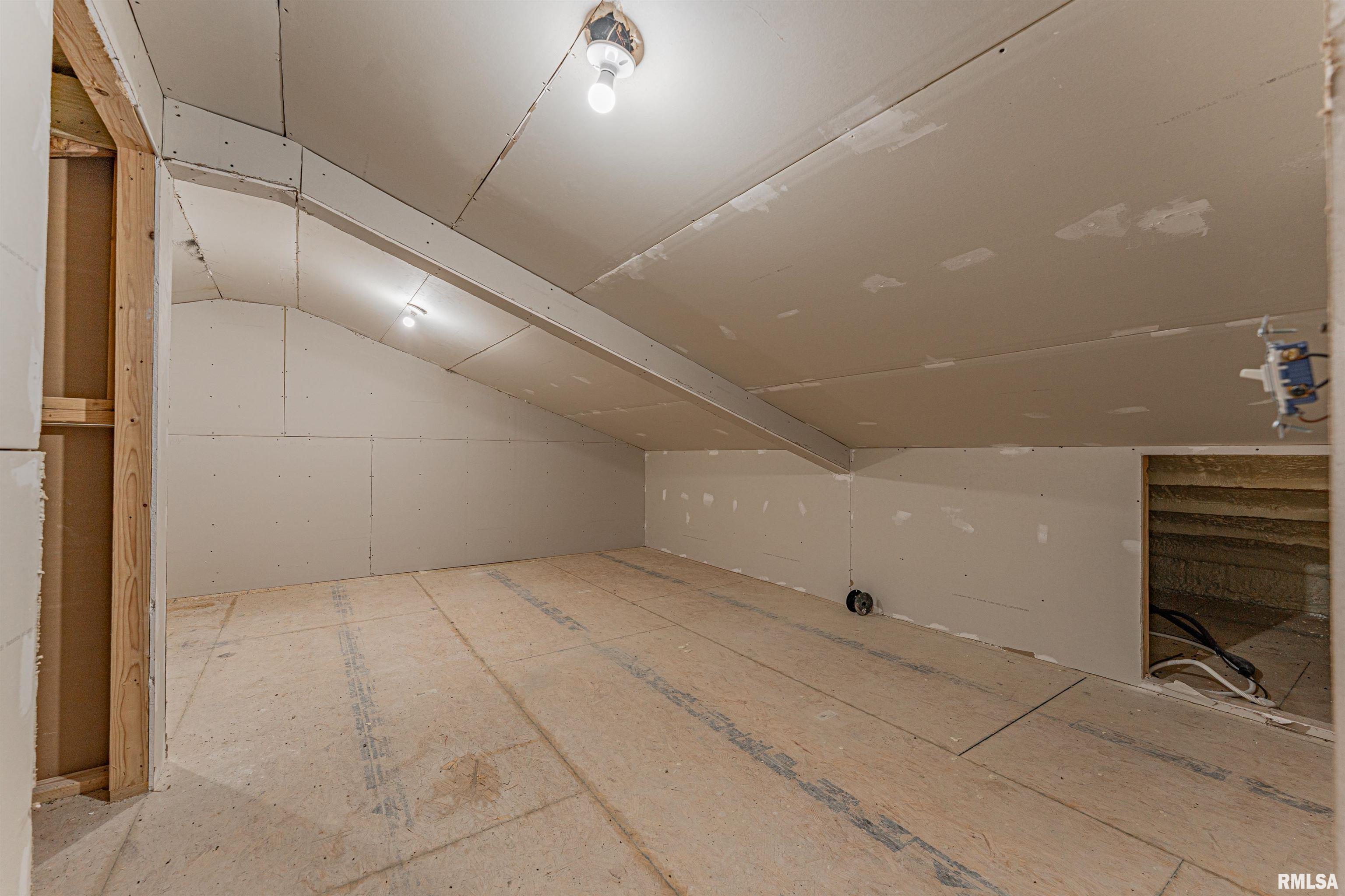 1247 480th Street Mount Pulaski, IL 62548 - Photo 23 of 33