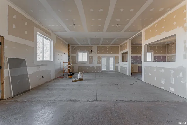 $249,000 | 1247 480th Street, Mount Pulaski, IL 62548