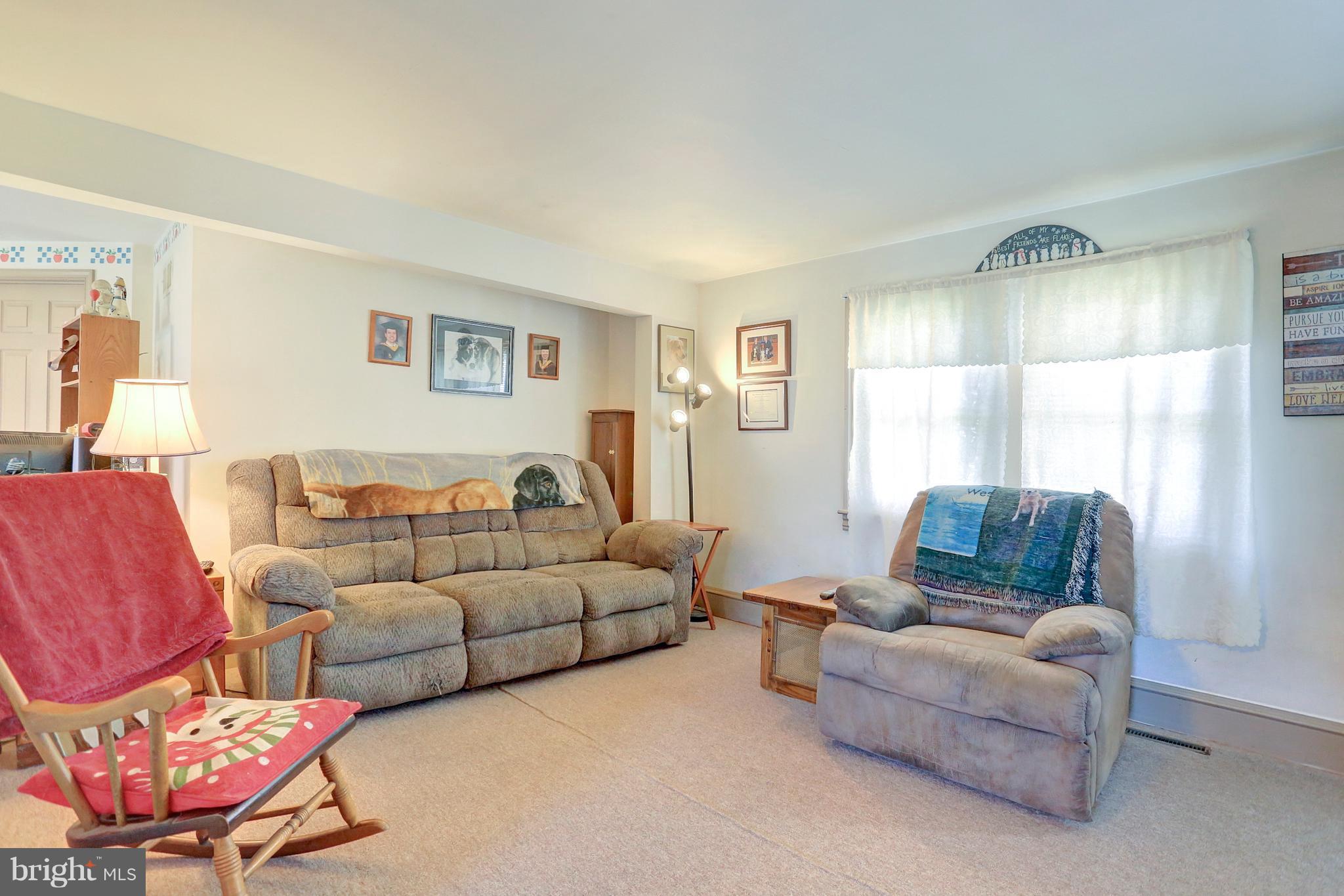 2402 Black Rock Road Hanover, PA 17331 - Photo 3 of 25 Living Room