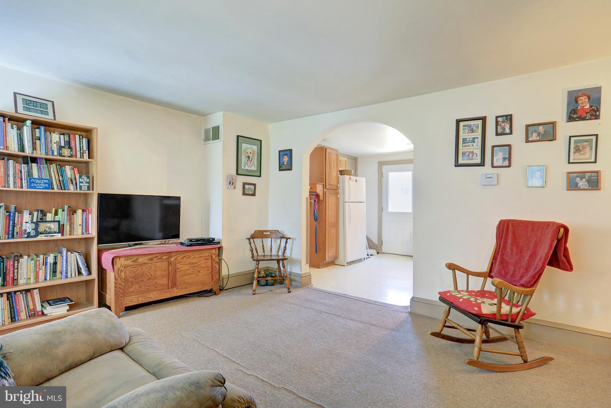 2402 Black Rock Road Hanover, PA 17331 - Photo 5 of 25 Living Room