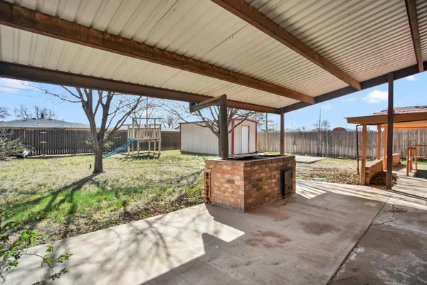 $159,000 | 137 Detroit Avenue, Levelland, TX 79336