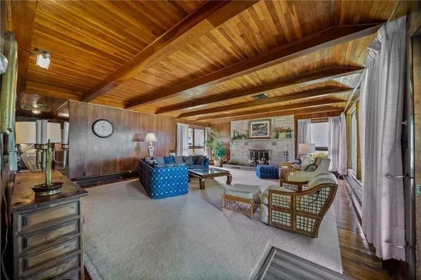 $989,900 | 10756 Aldina Drive, Conneaut Lake, PA 16316