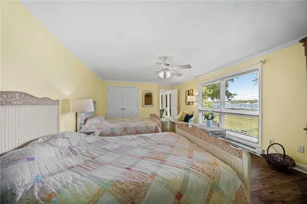 $989,900 | 10756 Aldina Drive, Conneaut Lake, PA 16316