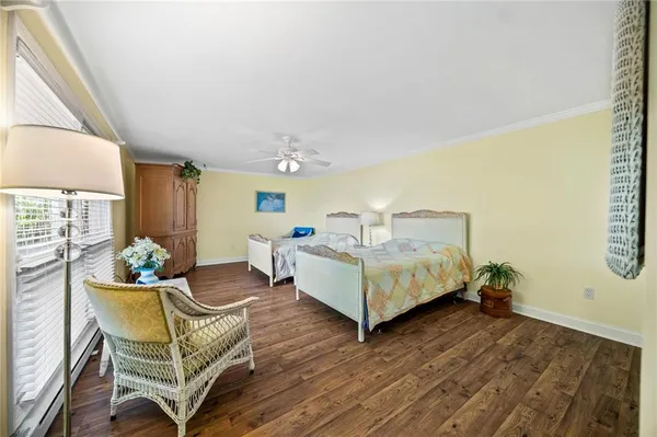 $989,900 | 10756 Aldina Drive, Conneaut Lake, PA 16316